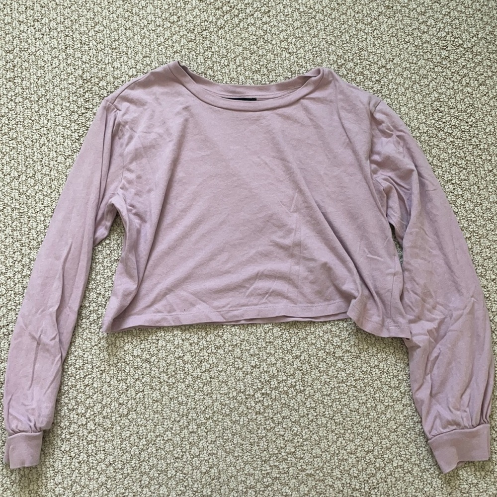 Forever 21 Lavender Cropped Long sleeve Sz M
